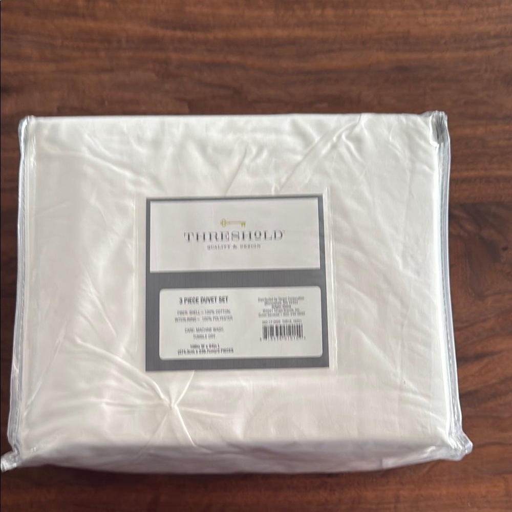 Threshold Classic White Duvet Cover Set